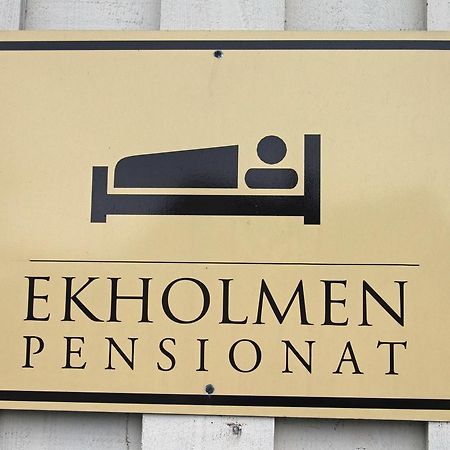 Pensionat Ekholmen Vessigebro Esterno foto
